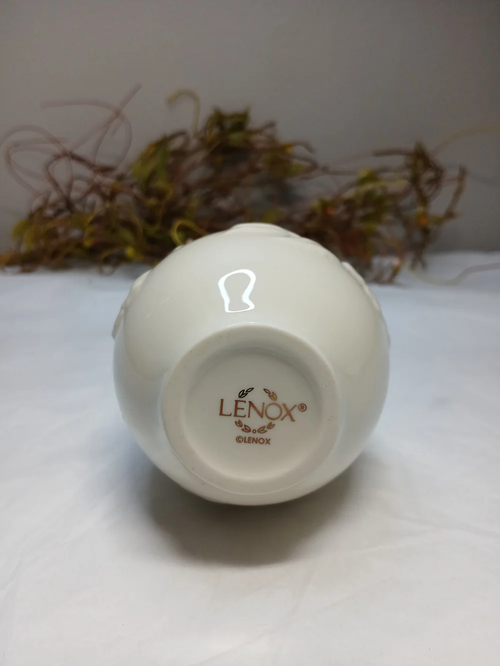 Lenox White Ceramic Bud Vase with Gold Trim